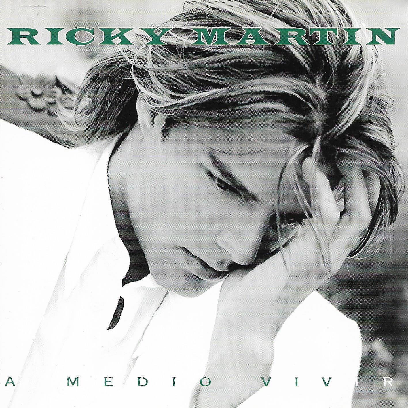 Ricky Martin • A Medio Vivir