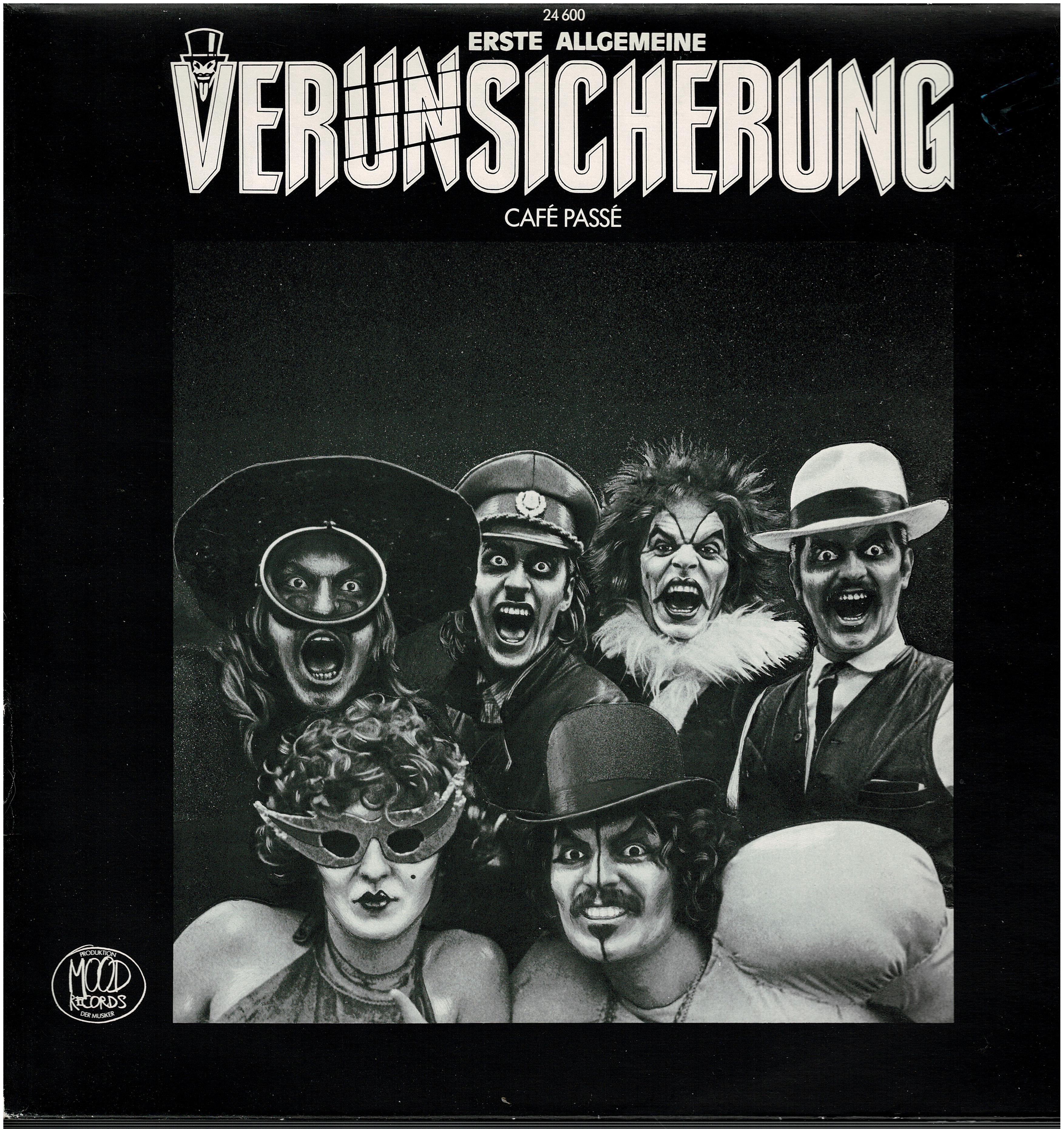 EAV (Erste Allgemeine Verunsicherung) • Café Passé